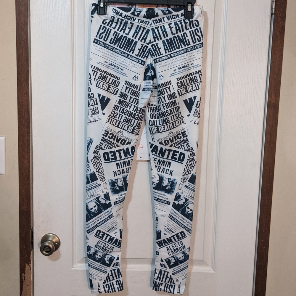 Harry Potter Wanted Headlines Death Eaters Black & White Newspaper Leggings